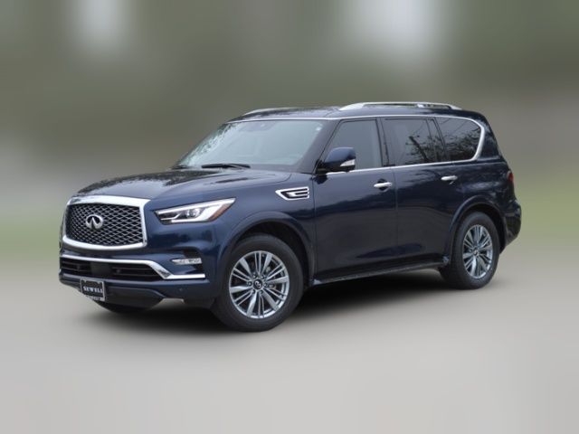 2022 INFINITI QX80 Luxe