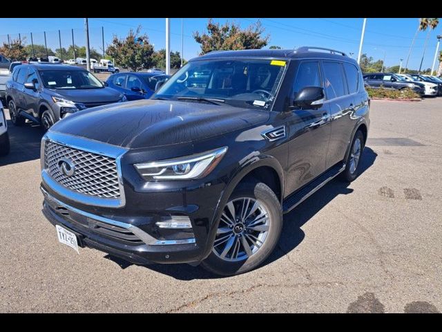 2022 INFINITI QX80 Luxe