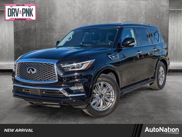 2022 INFINITI QX80 Luxe