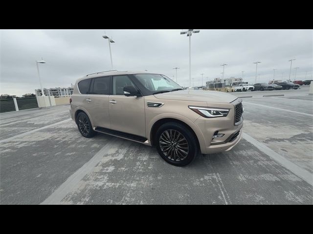 2022 INFINITI QX80 Premium Select