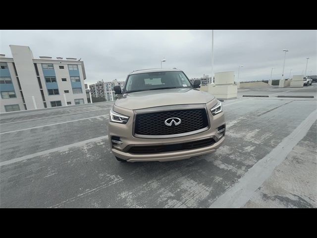 2022 INFINITI QX80 Premium Select