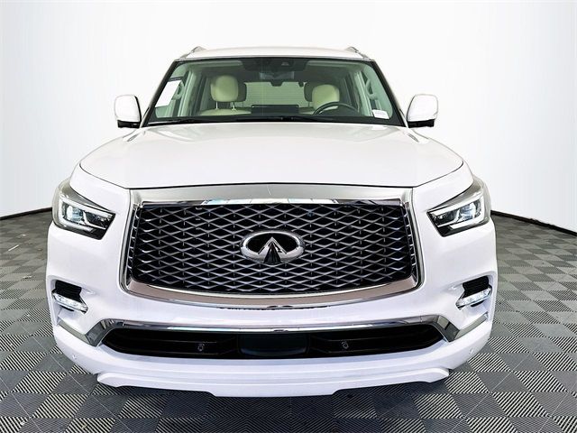 2022 INFINITI QX80 Luxe