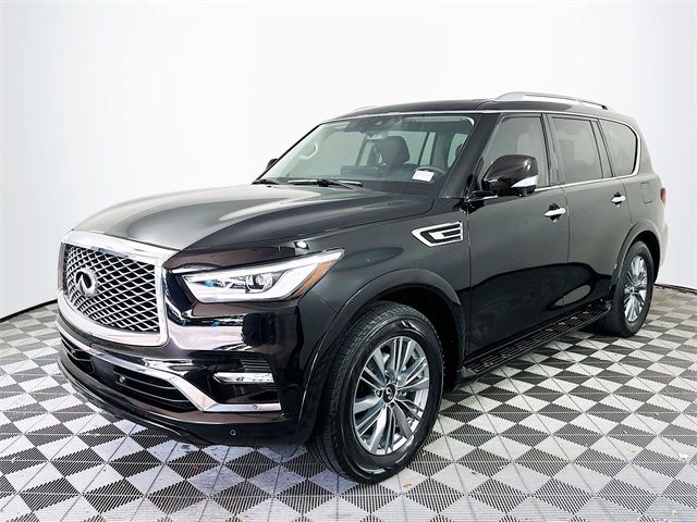 2022 INFINITI QX80 Luxe