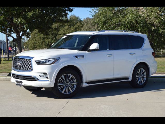 2022 INFINITI QX80 Luxe