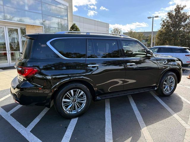 2022 INFINITI QX80 Luxe