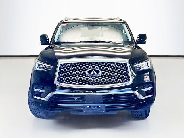 2022 INFINITI QX80 Luxe