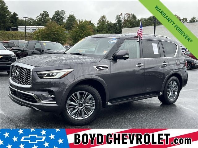 2022 INFINITI QX80 Luxe