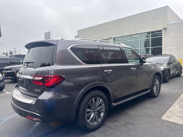 2022 INFINITI QX80 Luxe