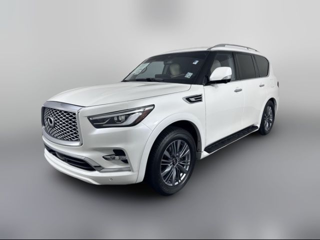 2022 INFINITI QX80 Luxe