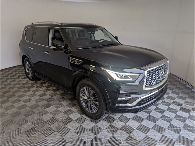 2022 INFINITI QX80 Luxe