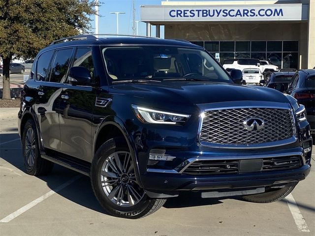 2022 INFINITI QX80 Luxe