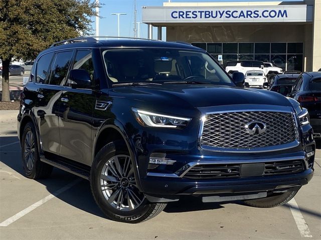 2022 INFINITI QX80 Luxe