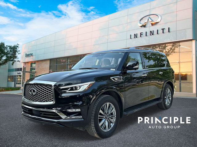 2022 INFINITI QX80 Luxe