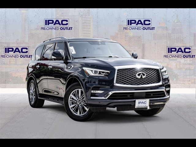 2022 INFINITI QX80 Luxe