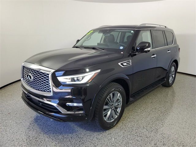 2022 INFINITI QX80 Luxe