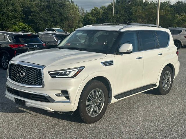 2022 INFINITI QX80 Luxe