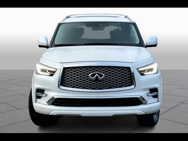 2022 INFINITI QX80 Luxe