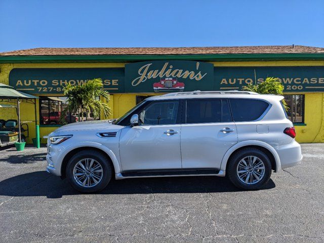 2022 INFINITI QX80 Luxe