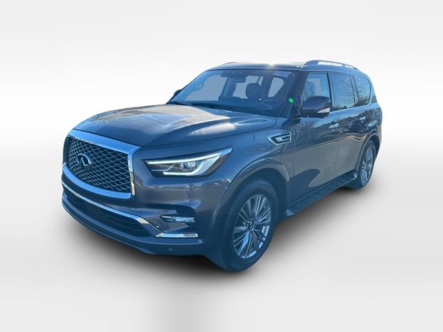 2022 INFINITI QX80 Luxe