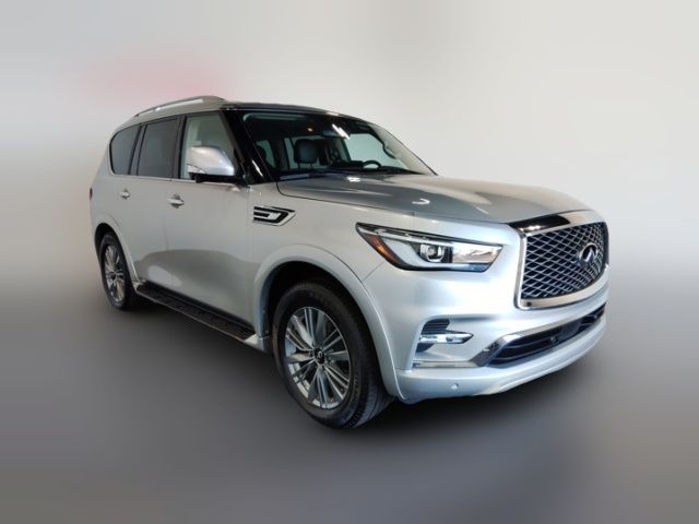 2022 INFINITI QX80 Luxe