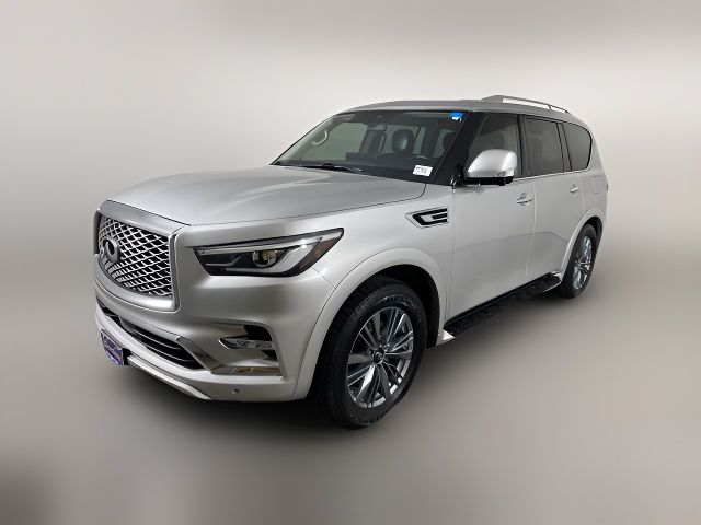 2022 INFINITI QX80 Luxe