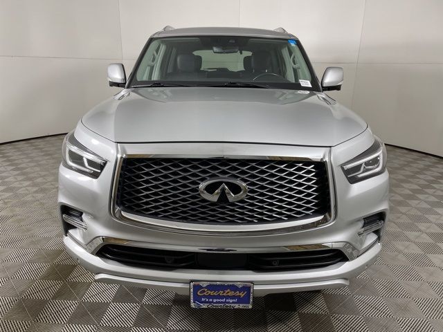 2022 INFINITI QX80 Luxe