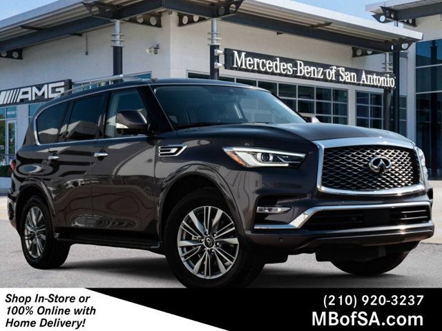 2022 INFINITI QX80 Luxe