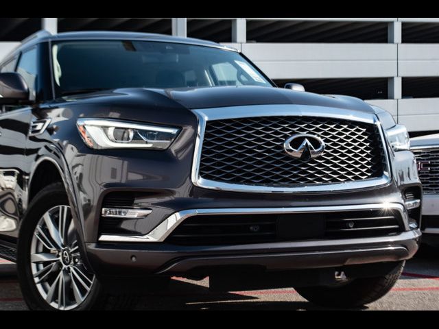 2022 INFINITI QX80 Luxe