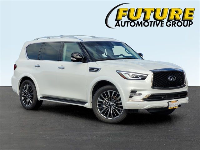 2022 INFINITI QX80 Premium Select