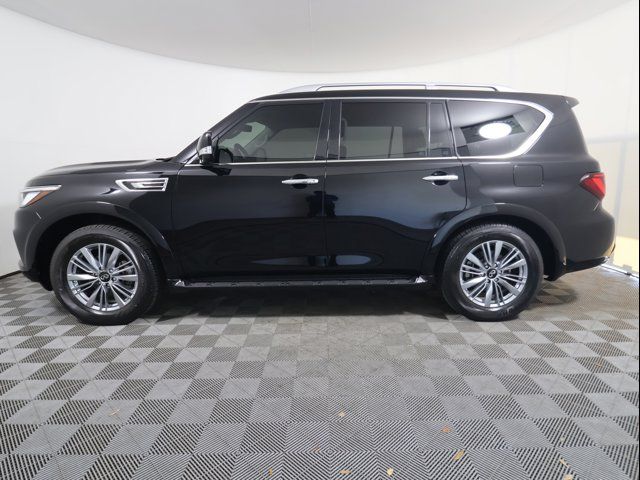 2022 INFINITI QX80 Luxe