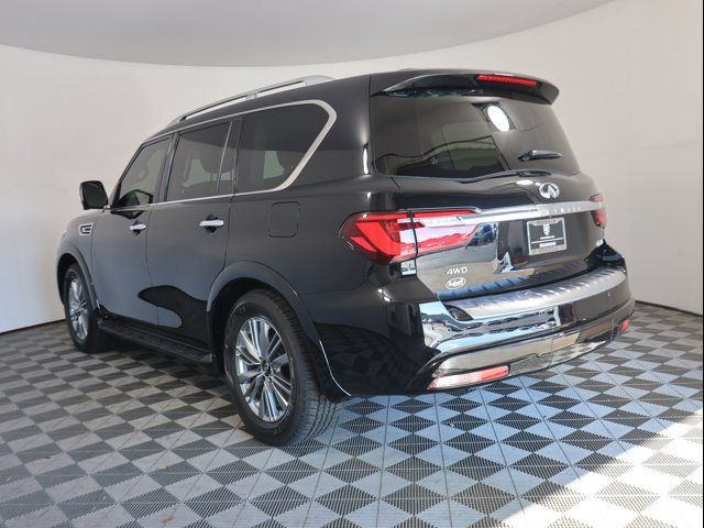 2022 INFINITI QX80 Luxe