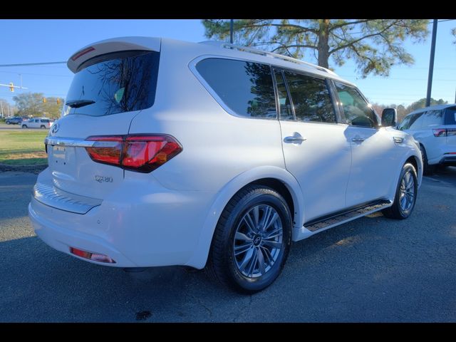 2022 INFINITI QX80 Luxe