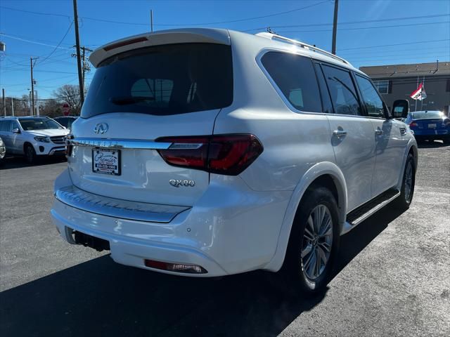 2022 INFINITI QX80 Luxe