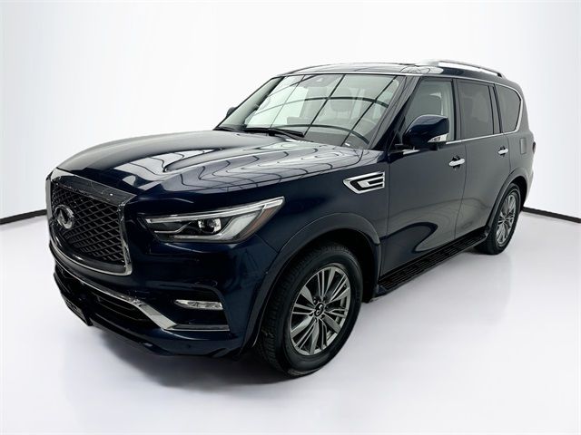 2022 INFINITI QX80 Luxe