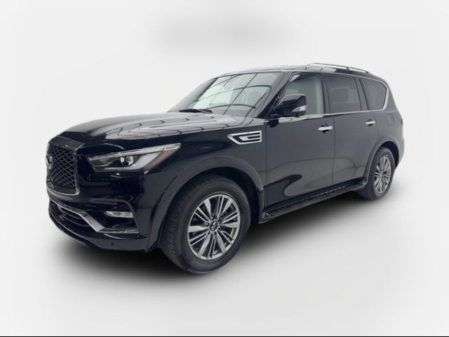 2022 INFINITI QX80 Luxe