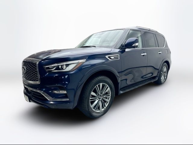 2022 INFINITI QX80 Luxe