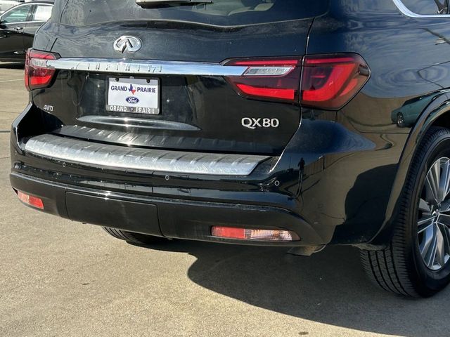 2022 INFINITI QX80 Luxe