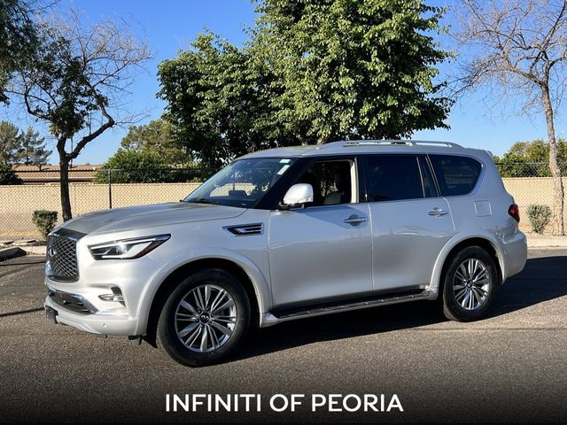 2022 INFINITI QX80 Luxe