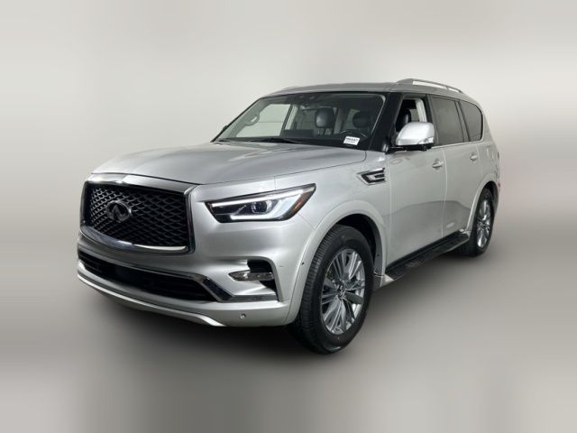 2022 INFINITI QX80 Luxe