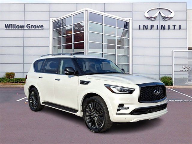 2022 INFINITI QX80 Premium Select