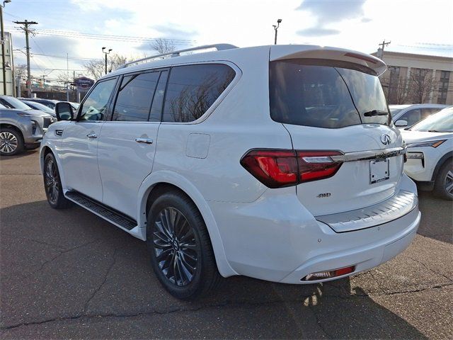 2022 INFINITI QX80 Premium Select