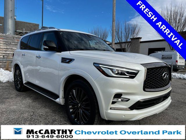 2022 INFINITI QX80 Premium Select