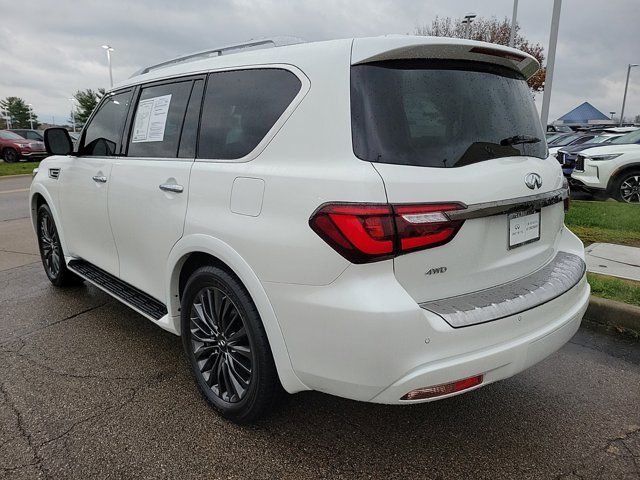 2022 INFINITI QX80 Premium Select