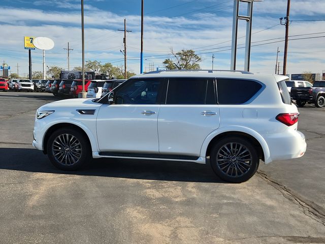 2022 INFINITI QX80 Premium Select