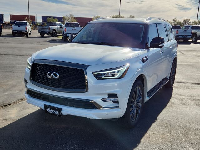 2022 INFINITI QX80 Premium Select