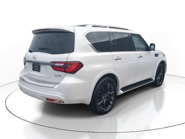 2022 INFINITI QX80 Premium Select