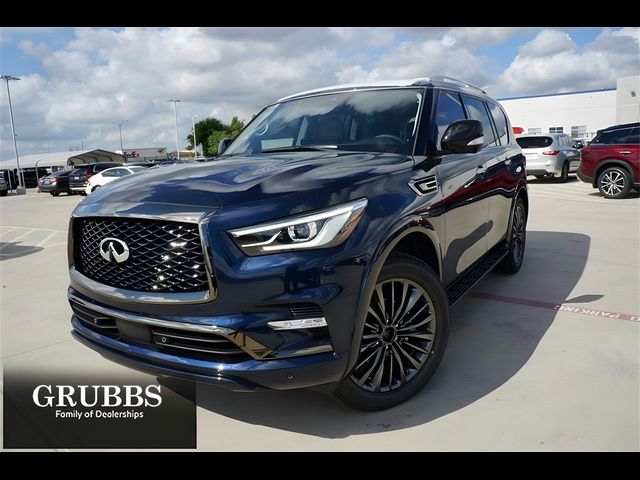 2022 INFINITI QX80 Premium Select