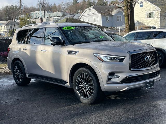 2022 INFINITI QX80 Luxe