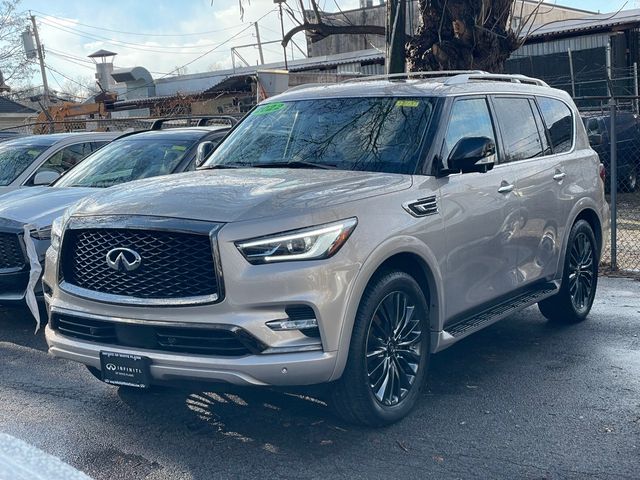 2022 INFINITI QX80 Luxe