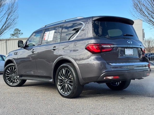 2022 INFINITI QX80 Premium Select